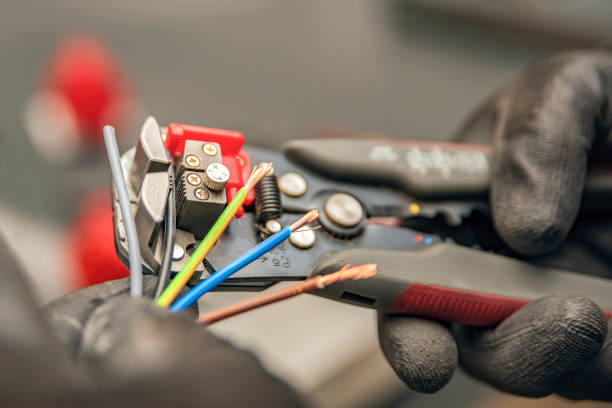 Best Circuit Breaker Repair  in Pajaro, CA